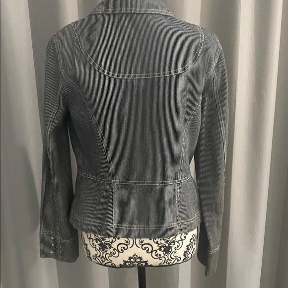 LOFT Women's Pinstriped Black Blazer - Picture 4 of 4